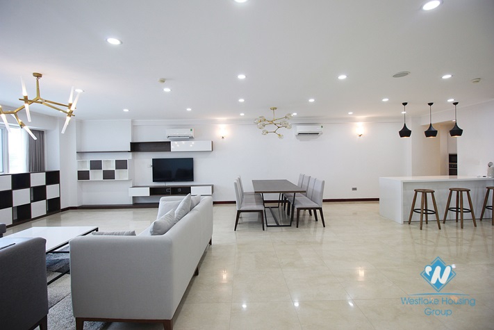 04 bedrooms apartment in L building for rent, Ciputra, Tay Ho